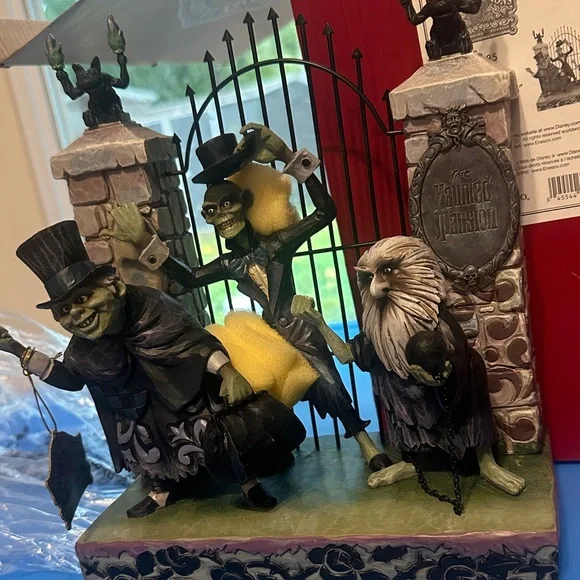 Jim Shore Haunted Trio Figurine - Green, Black, Yellow